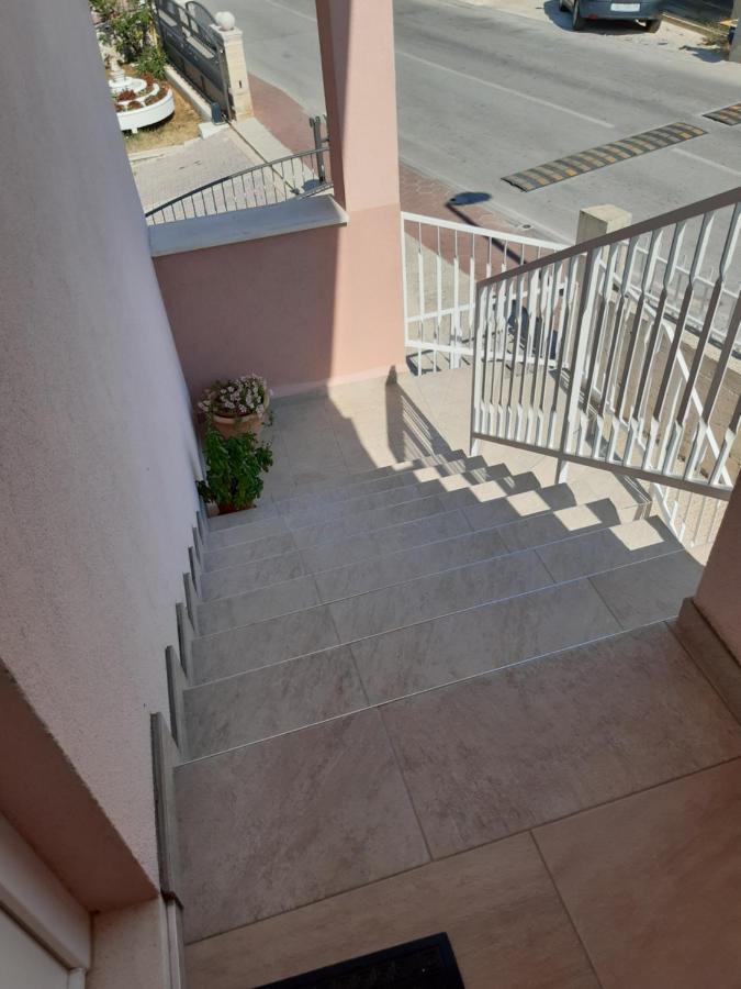 Apartment Marijana Mlini Bagian luar foto