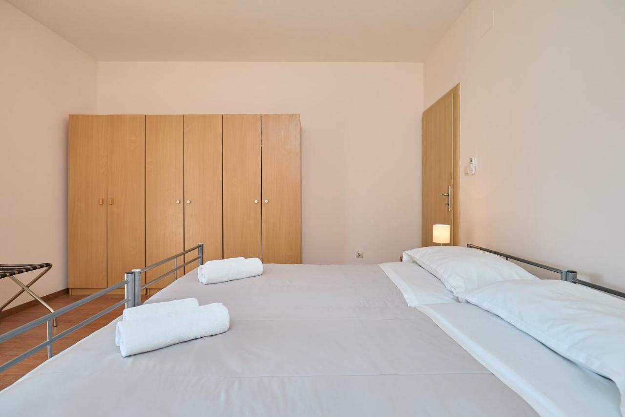 Apartment Marijana Mlini Bagian luar foto