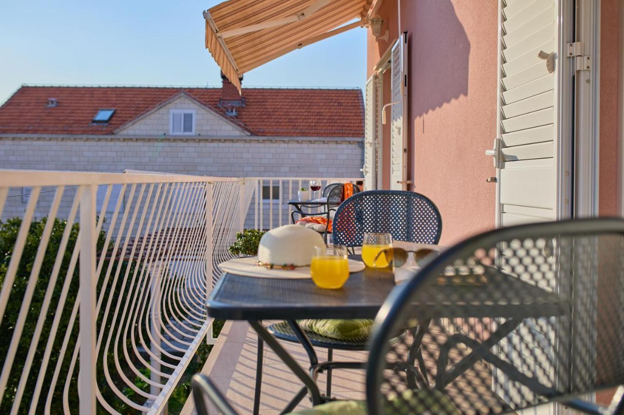 Apartment Marijana Mlini Bagian luar foto