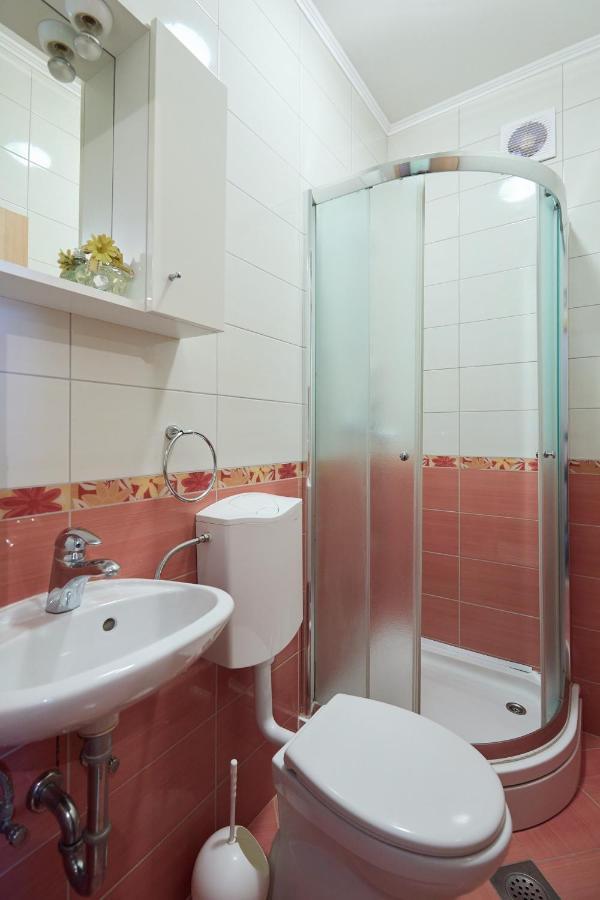 Apartment Marijana Mlini Bagian luar foto