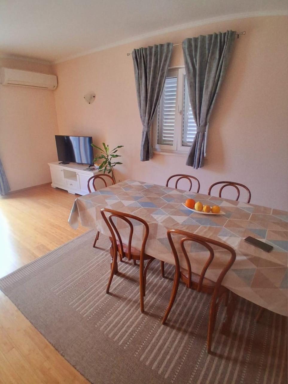 Apartment Marijana Mlini Bagian luar foto